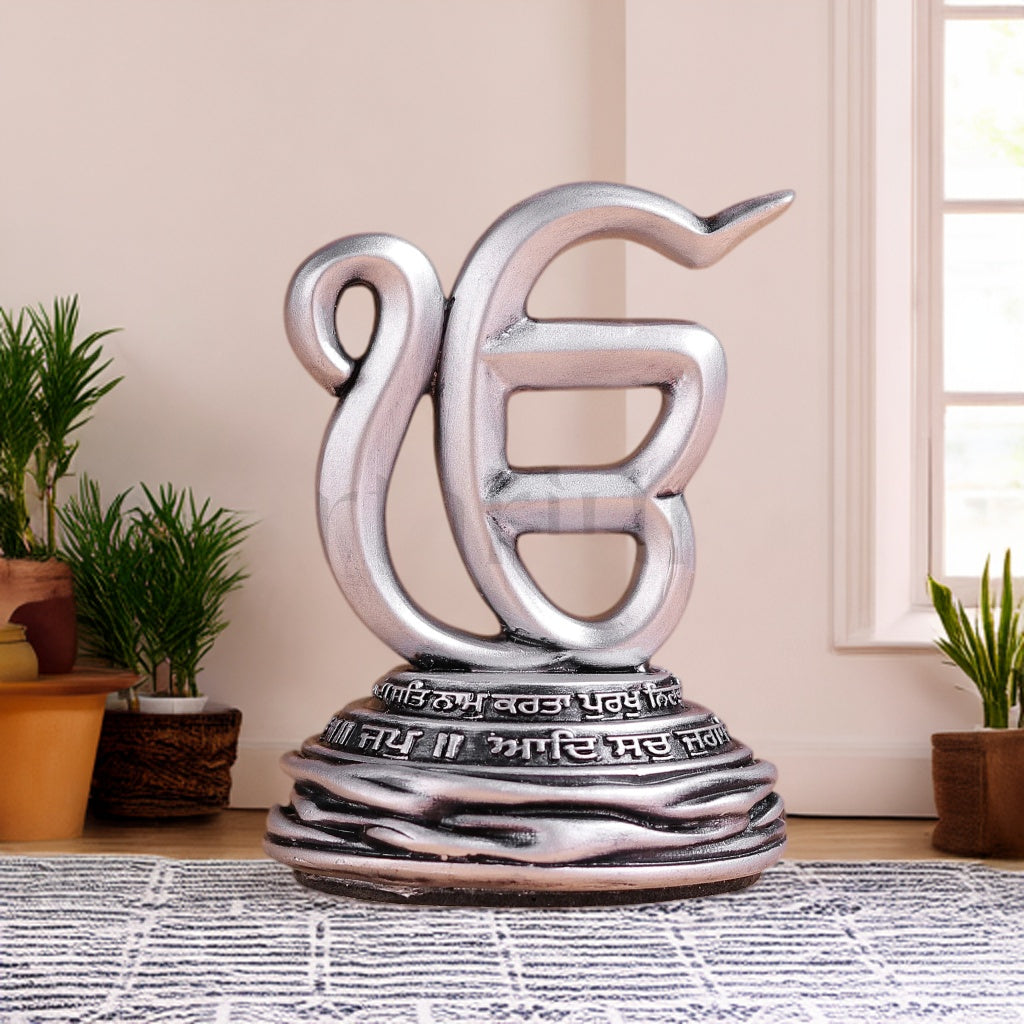 Ek Onkar Car Dashboard
