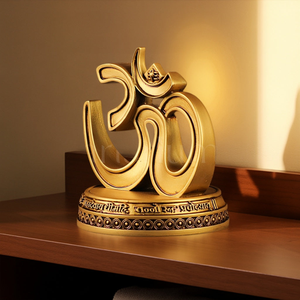 Om Idol Car Dashboard