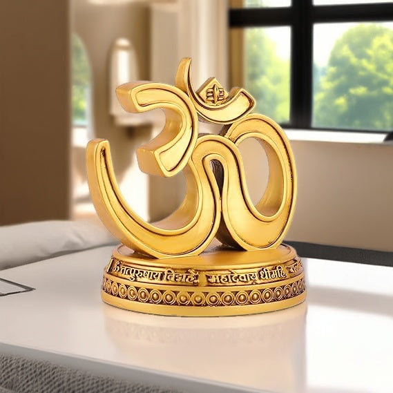 Om Idol Car Dashboard