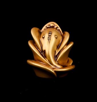 Rose Ganesha Car Dashboard Idol